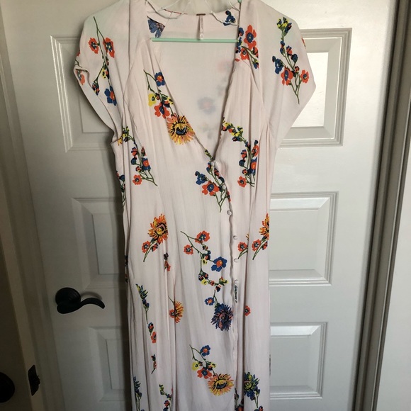 Free People Dresses & Skirts - Free People floral dresss